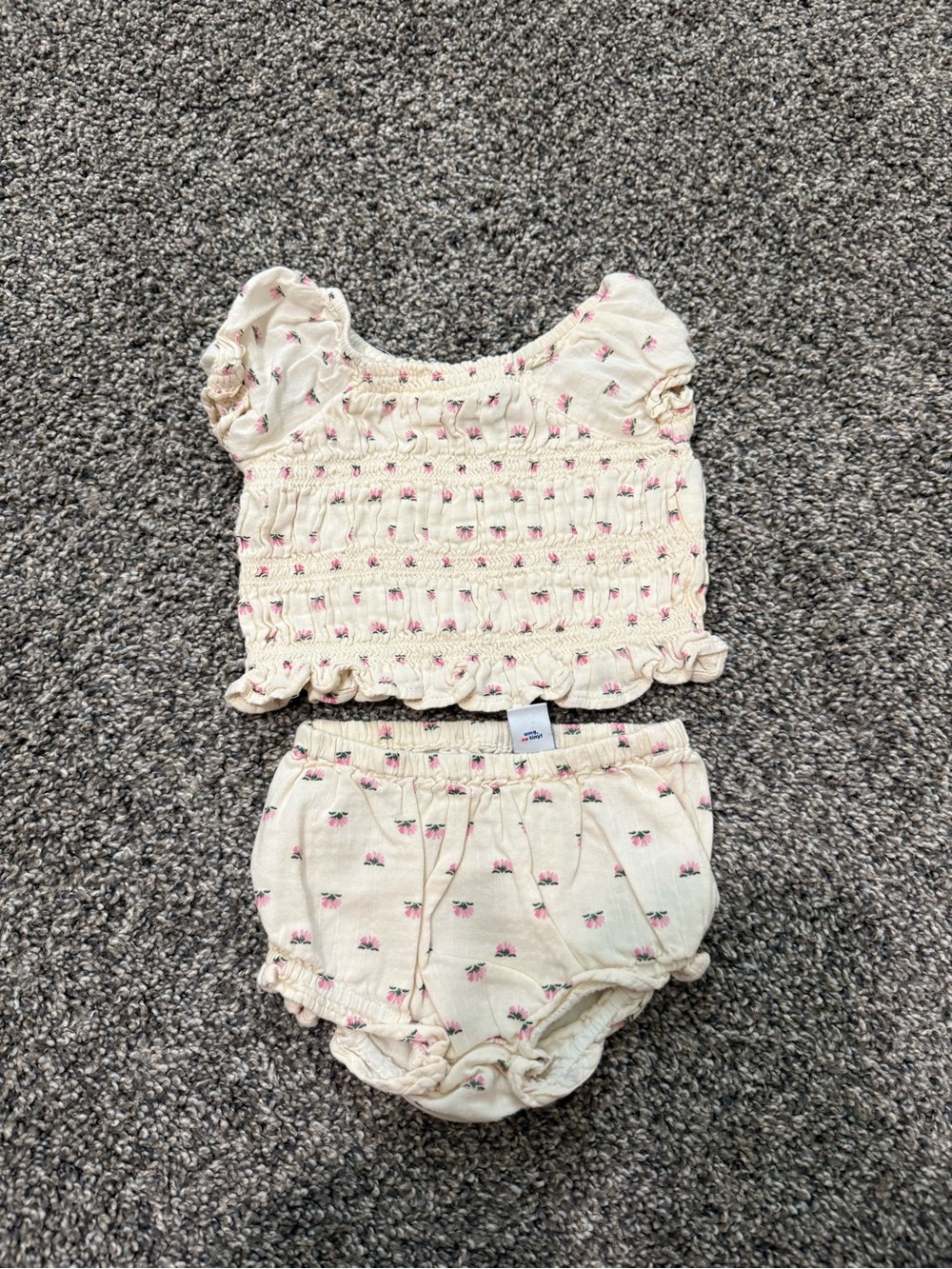 Old Navy Smocked Baby Top and Bloomers Set